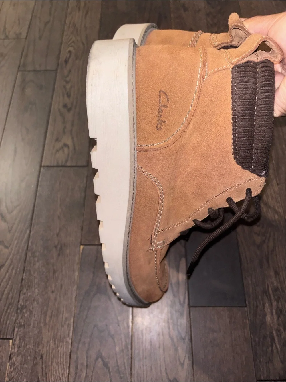Clarks Men’s Brown Suede Barnes mid Chukka Boots with Dark Knit Collar